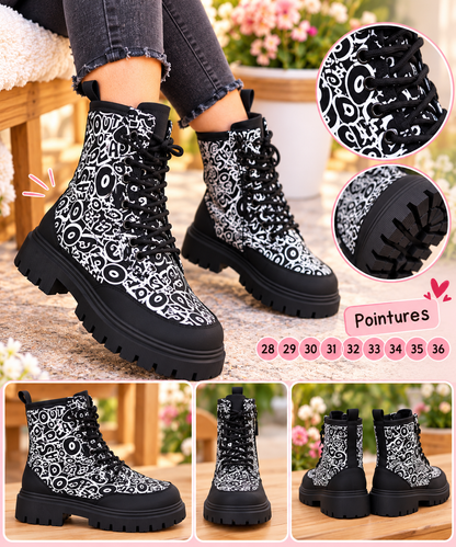 Bottines Montantes à Lacets – Imprimé Graffiti Noir et Blanc